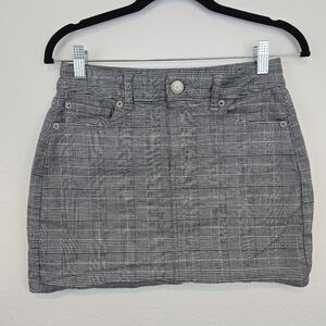 American Eagle Hi-Rise Plaid Mini Skirt